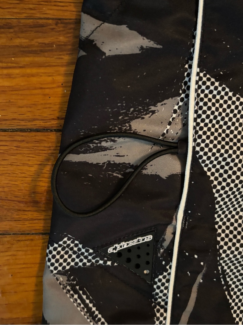Alpinestars Black & Gray Graphic Swim Board Shorts - Picture 5 of 8